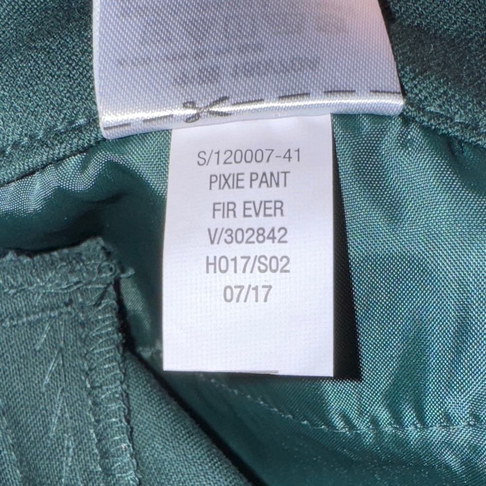 Old Navy Women's mid rise pixie pant size 6 NWT - Picture 9 of 9